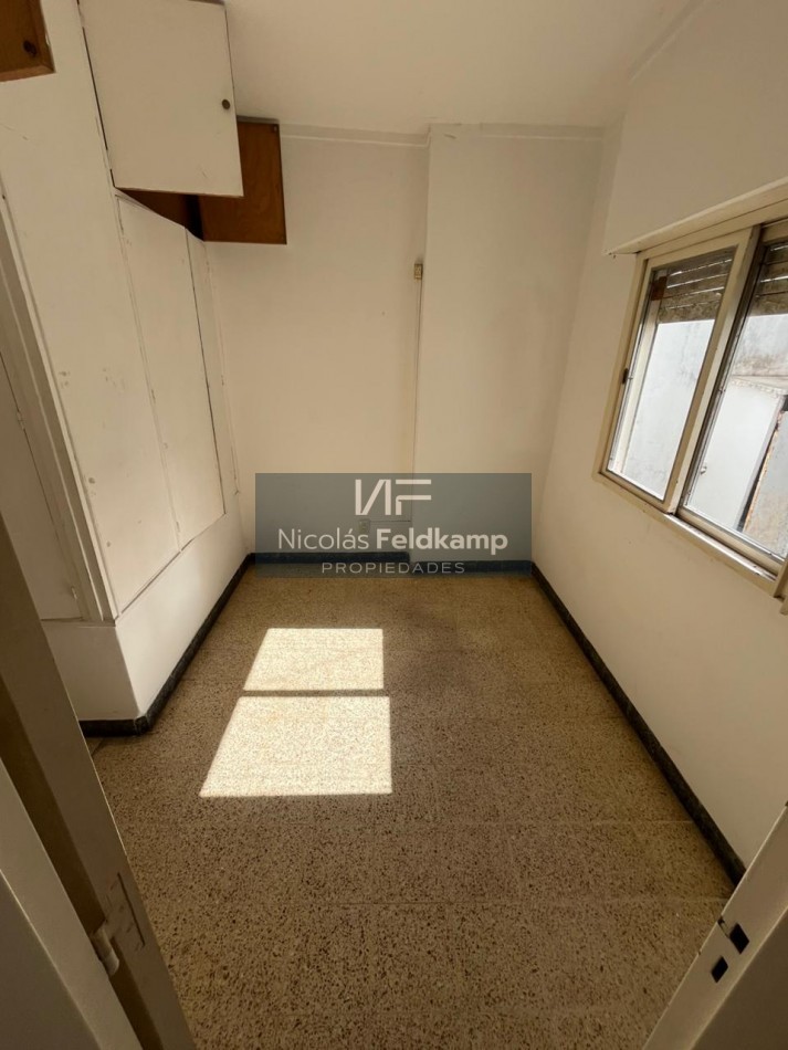 DEPARTAMENTO EN VENTA 25 DE MAYO 527
