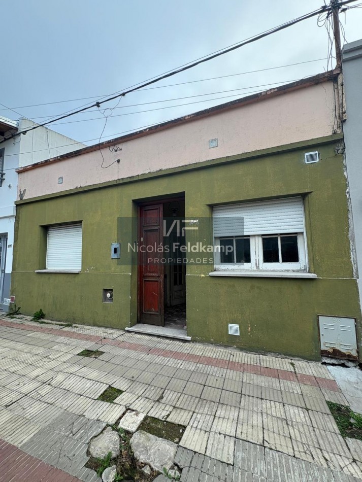 PROPIEDAD EN VENTA DOELLO JURADO 1068