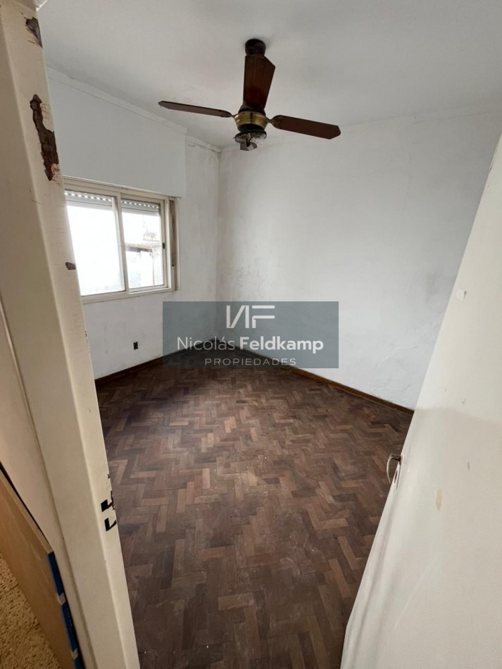 DEPARTAMENTO EN VENTA 25 DE MAYO 527