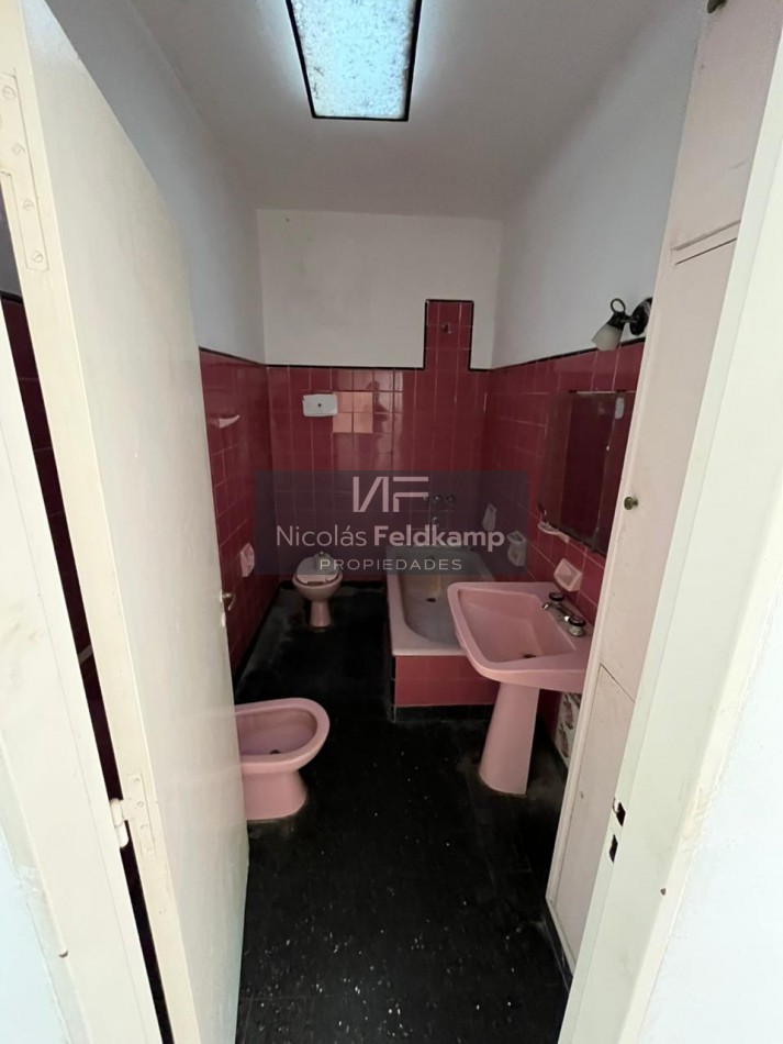 DEPARTAMENTO EN VENTA 25 DE MAYO 527